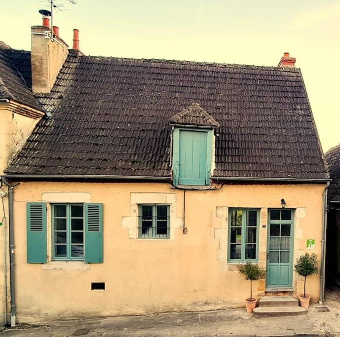 Gite L'Annexe Du Prieure Besson Exterior photo